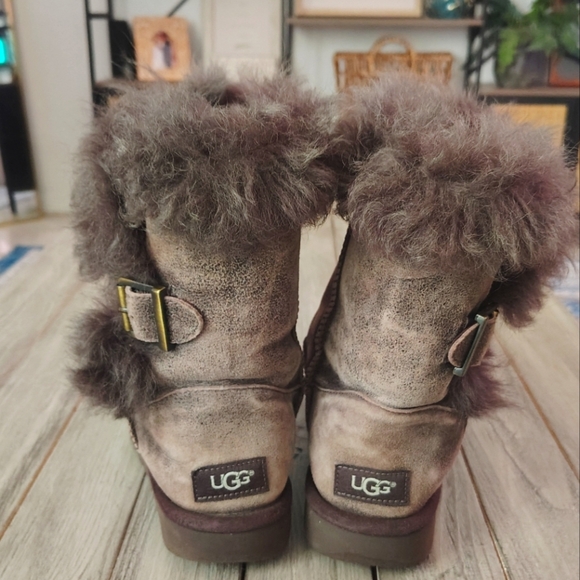 UGG Deena Boots in Chestnut Size 7 - Picture 9 of 13